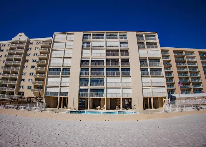 Edgewater 62