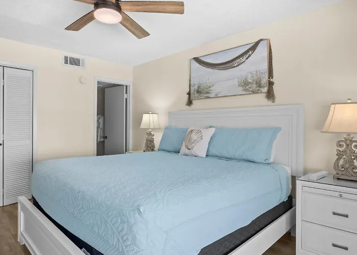 Edgewater 62 *