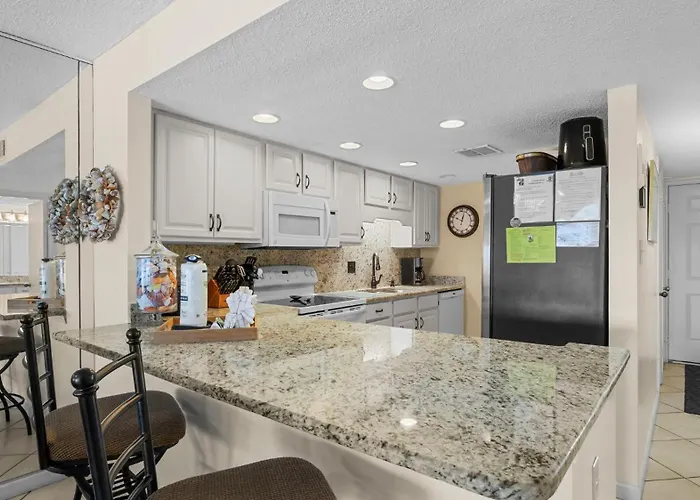 Edgewater 62 * Gulf Shores